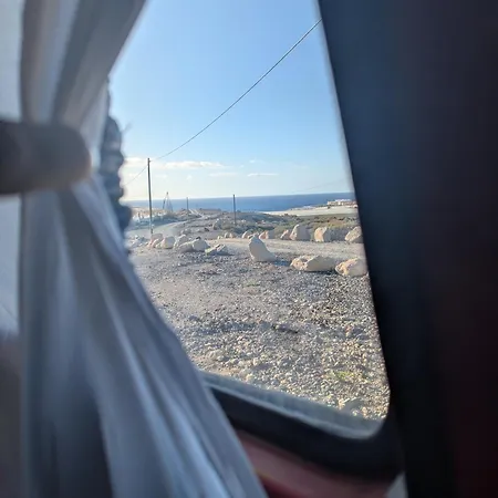 אתר קמפינג Desert Box אל מדאנו